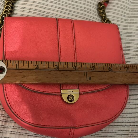 Fossil Pink Leather Crossbody Bag - Picture 8 of 10